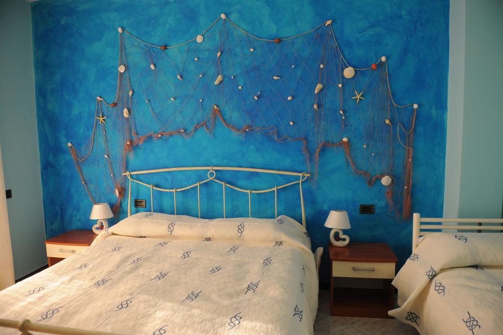 ساليرنو B&B Viale Delle Colline الغرفة الصورة